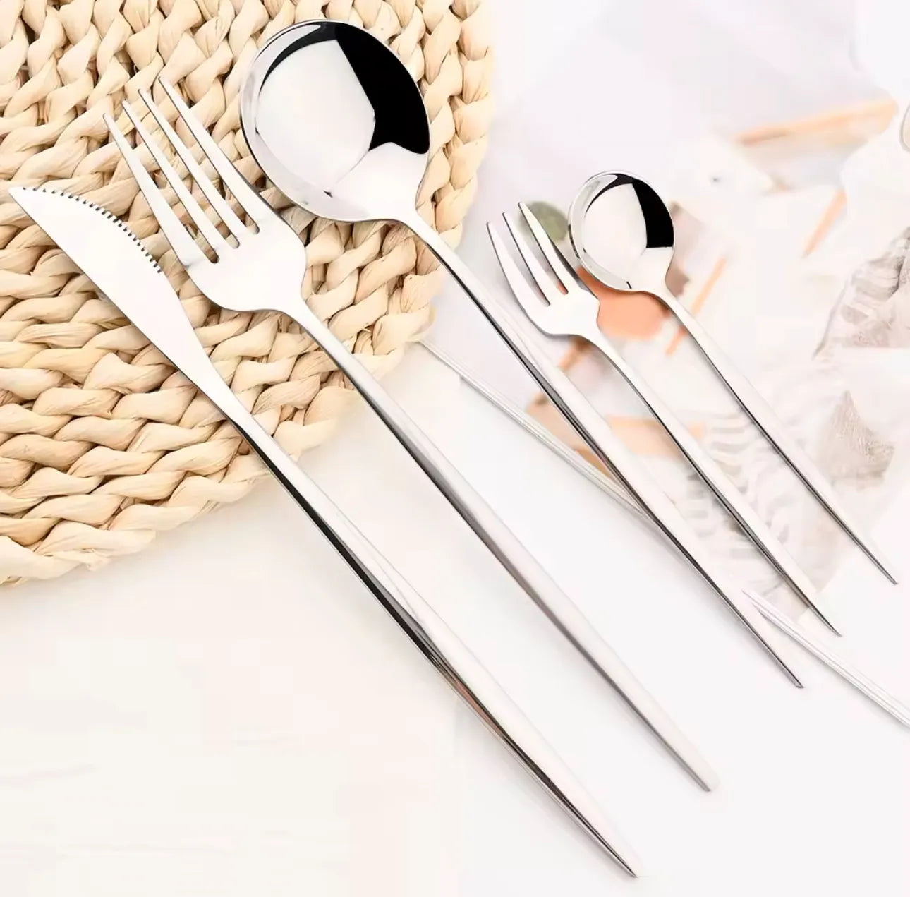 Set Cubiertos en Acero Inoxidable x 30 Piezas Oferta Especial