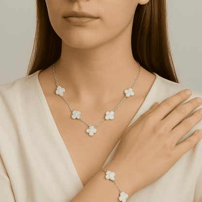 Set Van Cleef – Cadena y Pulsera de Elegancia y Fortuna